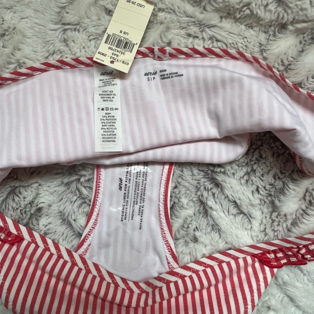 2/$20 ❤️ NWT aerie Red & White Striped Seersucker Ruffle Bikini Bottom Small - Picture 4 of 7